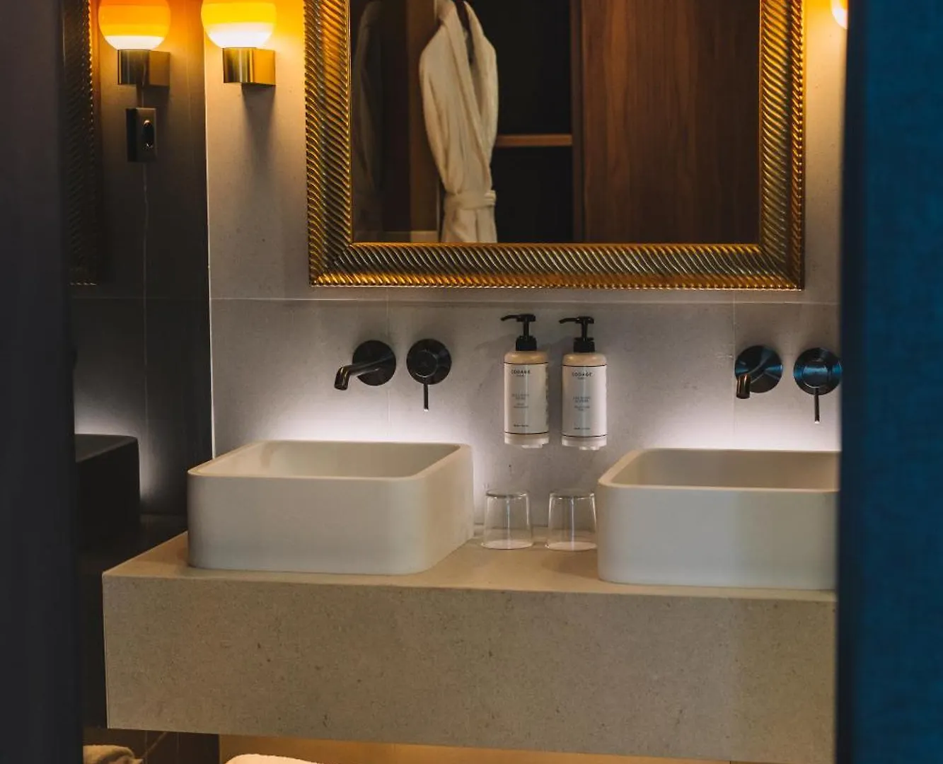 Hotel Pinar Plaza Madrid 4*,  Spain