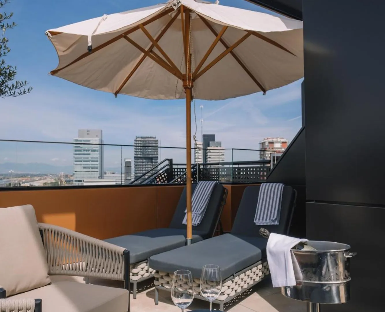 Hotel Pinar Plaza Madrid