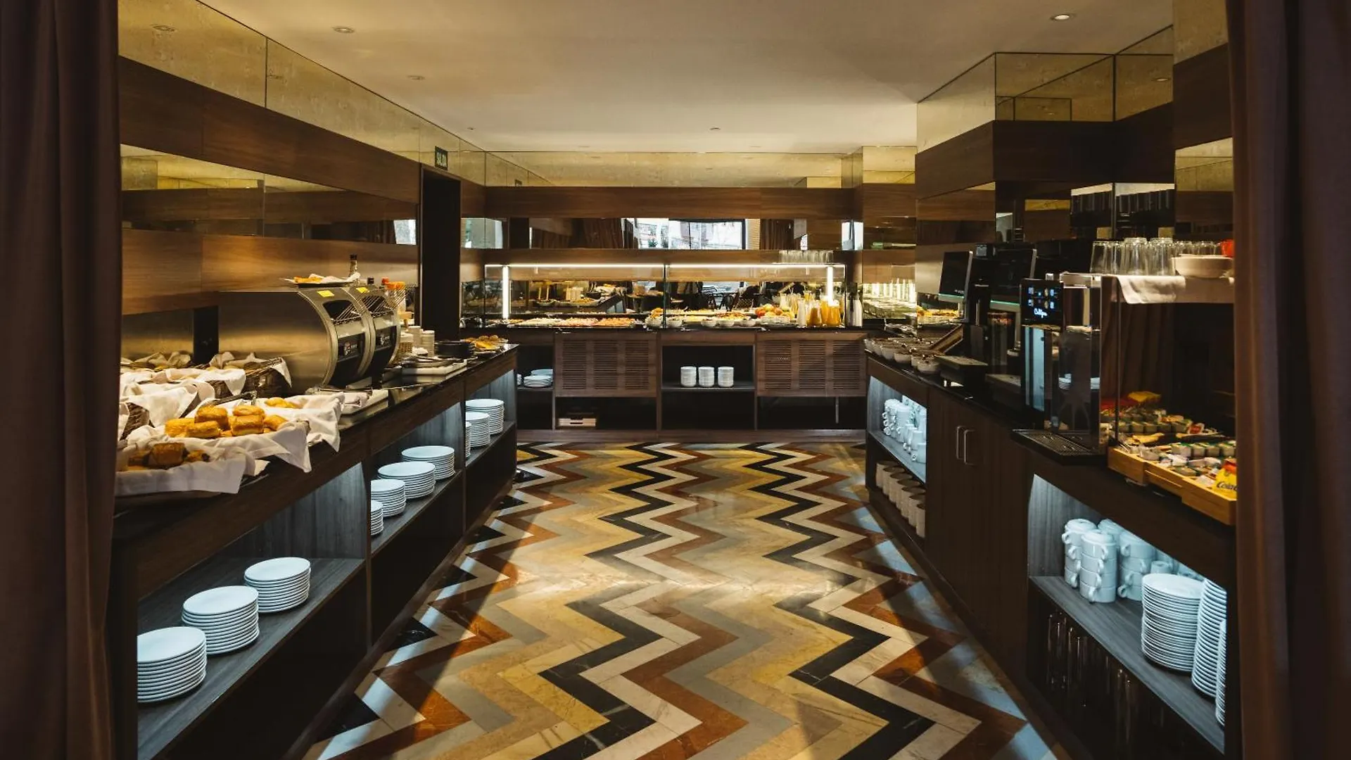 Hotel Pinar Plaza Madrid Spain