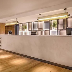 3* Hotel Ac Avenida De America By Marriott