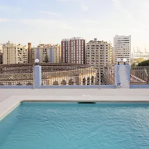 https://malaga-hotel-eliseos.hotelsinnerja.org